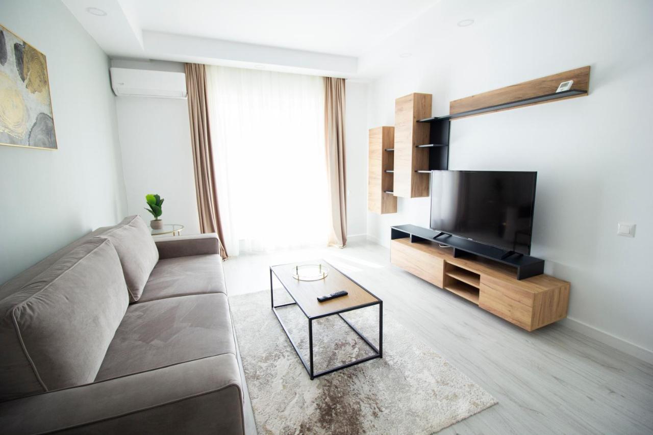 2 Rooms A504 Stayinn By Cosmopolis Stefanestii de Jos Luaran gambar