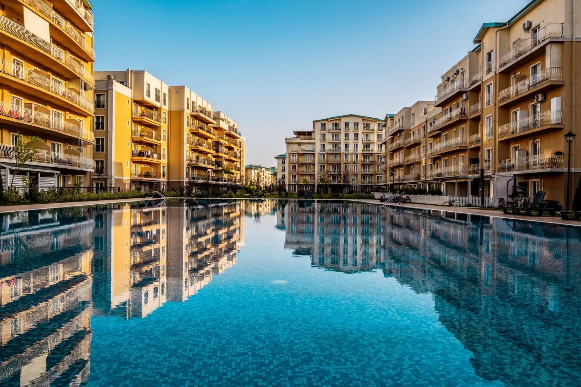 2 Rooms A504 Stayinn By Cosmopolis Stefanestii de Jos Luaran gambar